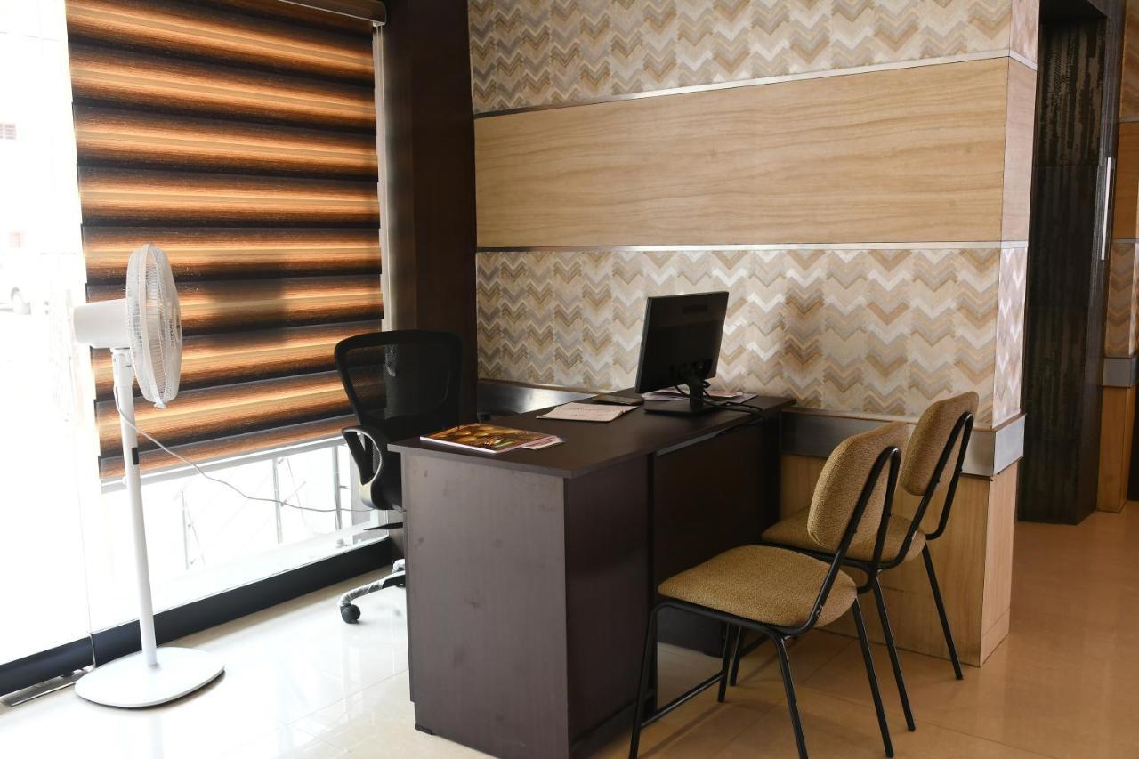 Advaitha Residency Ξενοδοχείο Mysore Εξωτερικό φωτογραφία