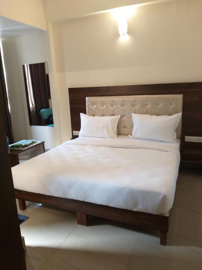 Advaitha Residency Ξενοδοχείο Mysore Εξωτερικό φωτογραφία